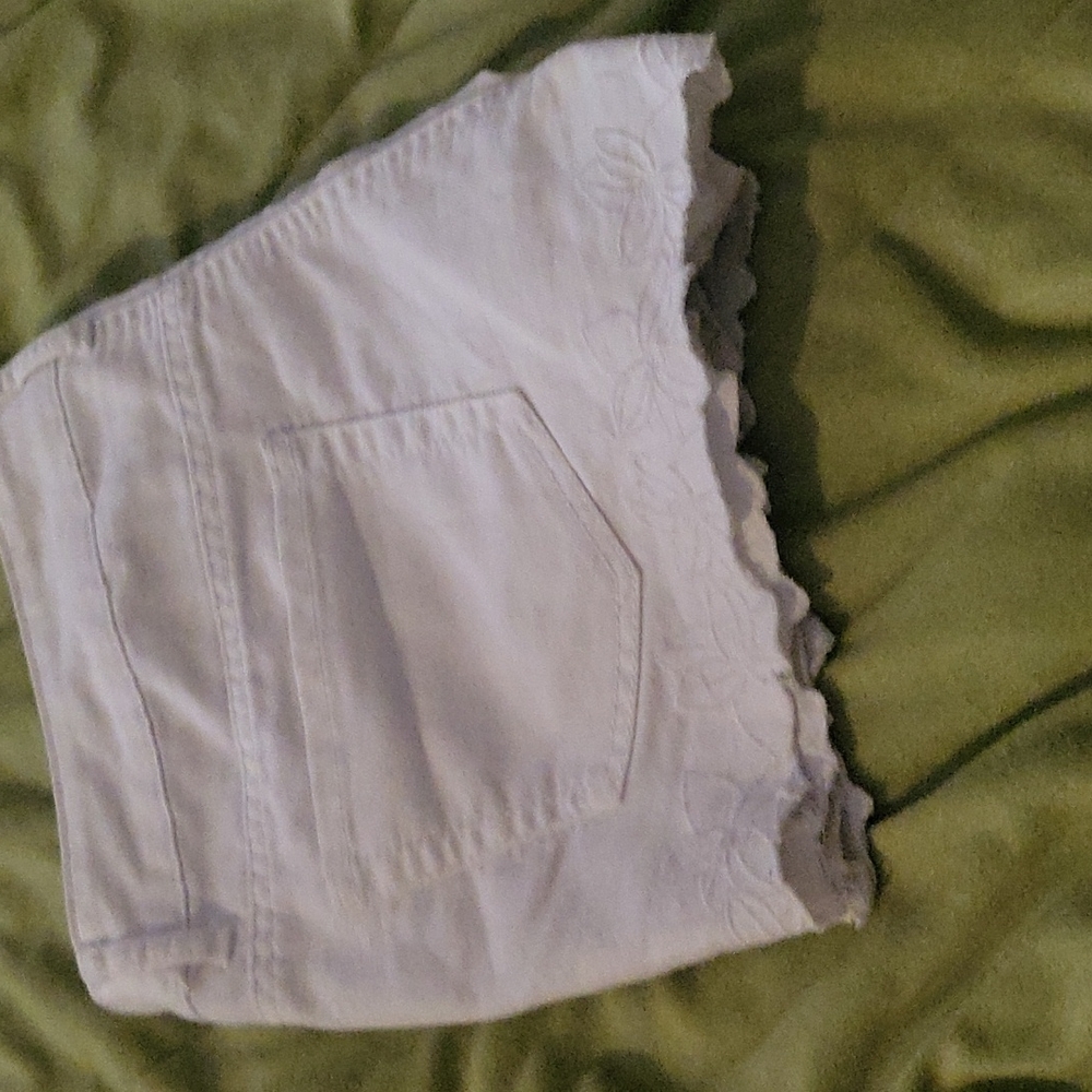 SO size 17 shorts
